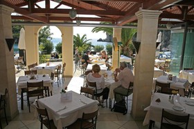 Apollon Annexe