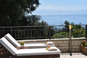 Achillion Luxury Villa