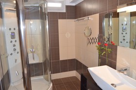 Achillion Luxury Villa