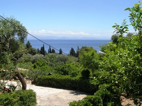 Apostolos & Eleni Family Apartments