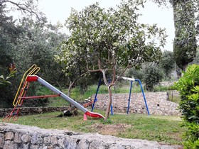 Apostolos & Eleni Family Apartments