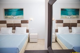 Brentanos Apartments