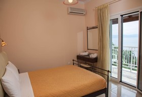 Brentanos Apartments