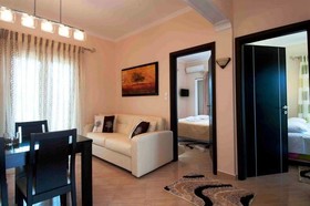 Brentanos Apartments