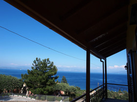 Eleni's Apartments & Studios