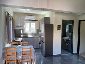 Alexander Apartments