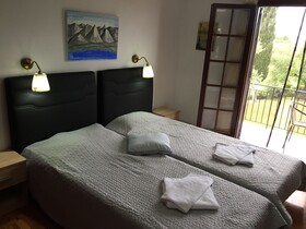 Alexander Apartments