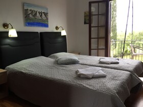 Alexander Apartments