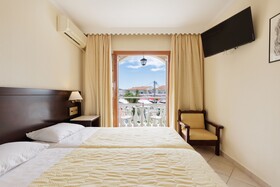 Aphrodite Hotel by Konnect