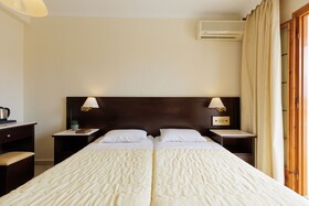 Aphrodite Hotel by Konnect