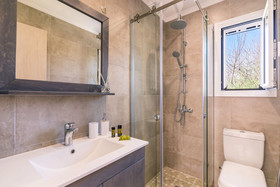 Lamda Apartments By Konnect