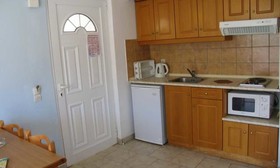 Alexis Pool Apartments