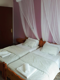 Antzela Apartments