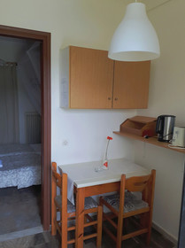 Antzela Apartments