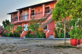 Chrysanthy Apartments