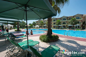 Damia Hotel & Apartments