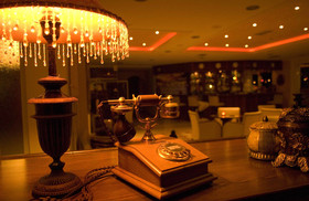 Damia Hotel & Apartments