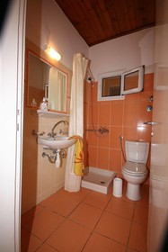 Eleni Family Apartments