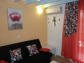 Eleni Family Apartments