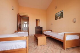 Luisa Hotel