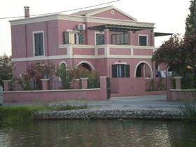 Marie Apartments