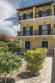 Potamos Apartments