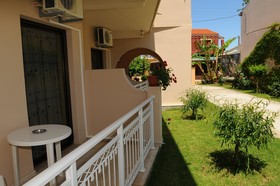 Toulas Apartments