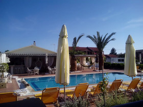 Villa Del Sol Apartments