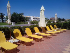 Villa Del Sol Apartments