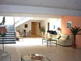 Annaliza Aparthotel