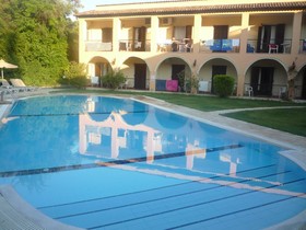 Annaliza Aparthotel