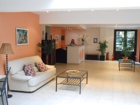 Annaliza Aparthotel