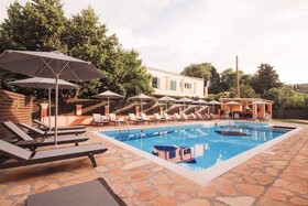 Bella de Lux Apts