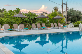 Dominoes Hotel Apartments