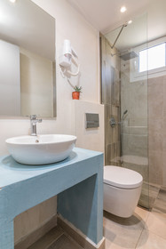 Dominoes Hotel Apartments