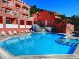 Paradiso Apartments
