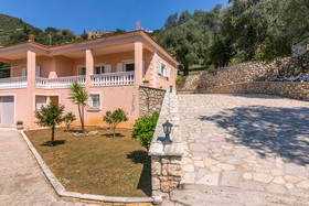 The Olive Grove Cottage by Konnect