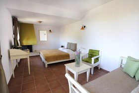 Mourtzanakis Residence