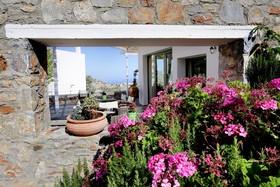 Mourtzanakis Residence