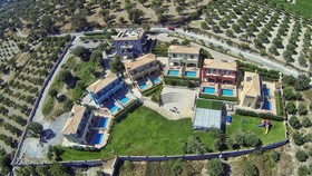 Carme Villas Resort