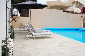 Dioni Hotel