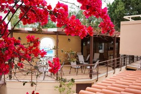 Dioni Hotel