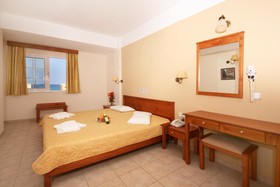 UZENIE All Suites Boutique Resort