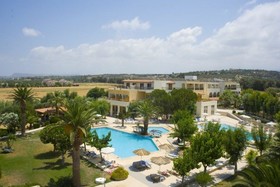 Hotel Apartments Maravel