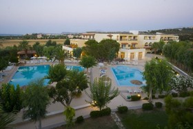 Hotel Apartments Maravel