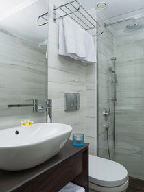 Alexia Beach Hotel