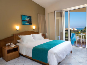 Alexia Beach Hotel