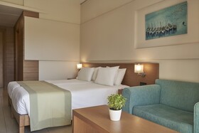 Atlantica Amalthia Beach Hotel