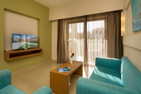 Atlantica Amalthia Beach Hotel