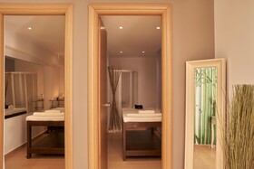Atlantica Amalthia Beach Hotel